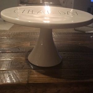Rae Dunn cake plate